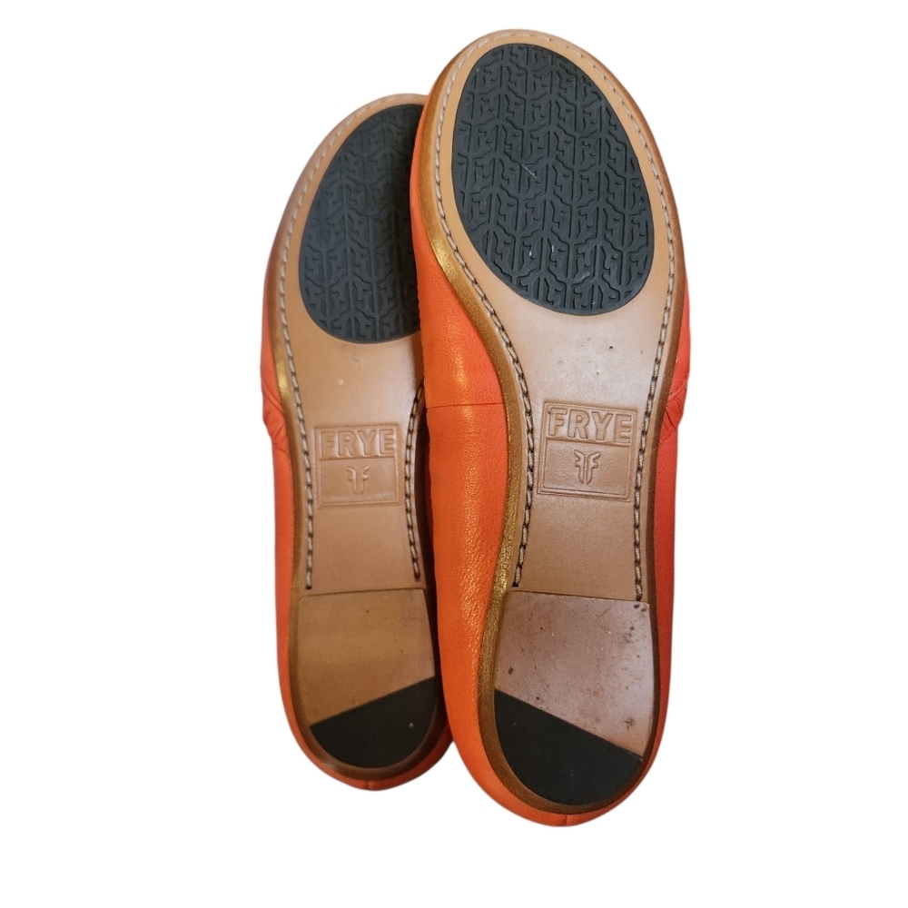 FRYE Molly Women's 6.5 Red Orange Leather Ballet Flats NEW Vibrant Statement - Picture 6 of 8